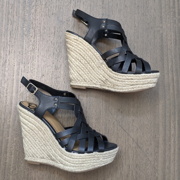 Fergalicious Black Wedge Sz5.5 - Picture 8 of 12